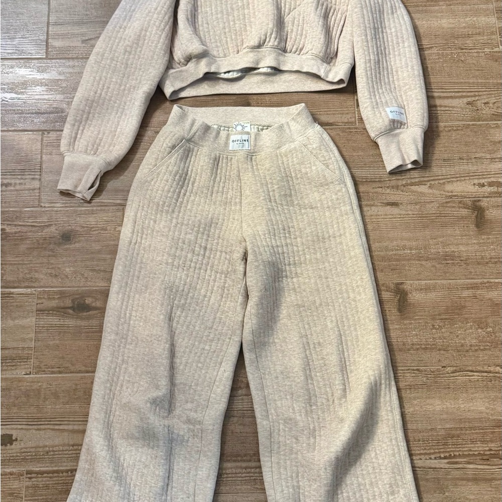 Aerie set